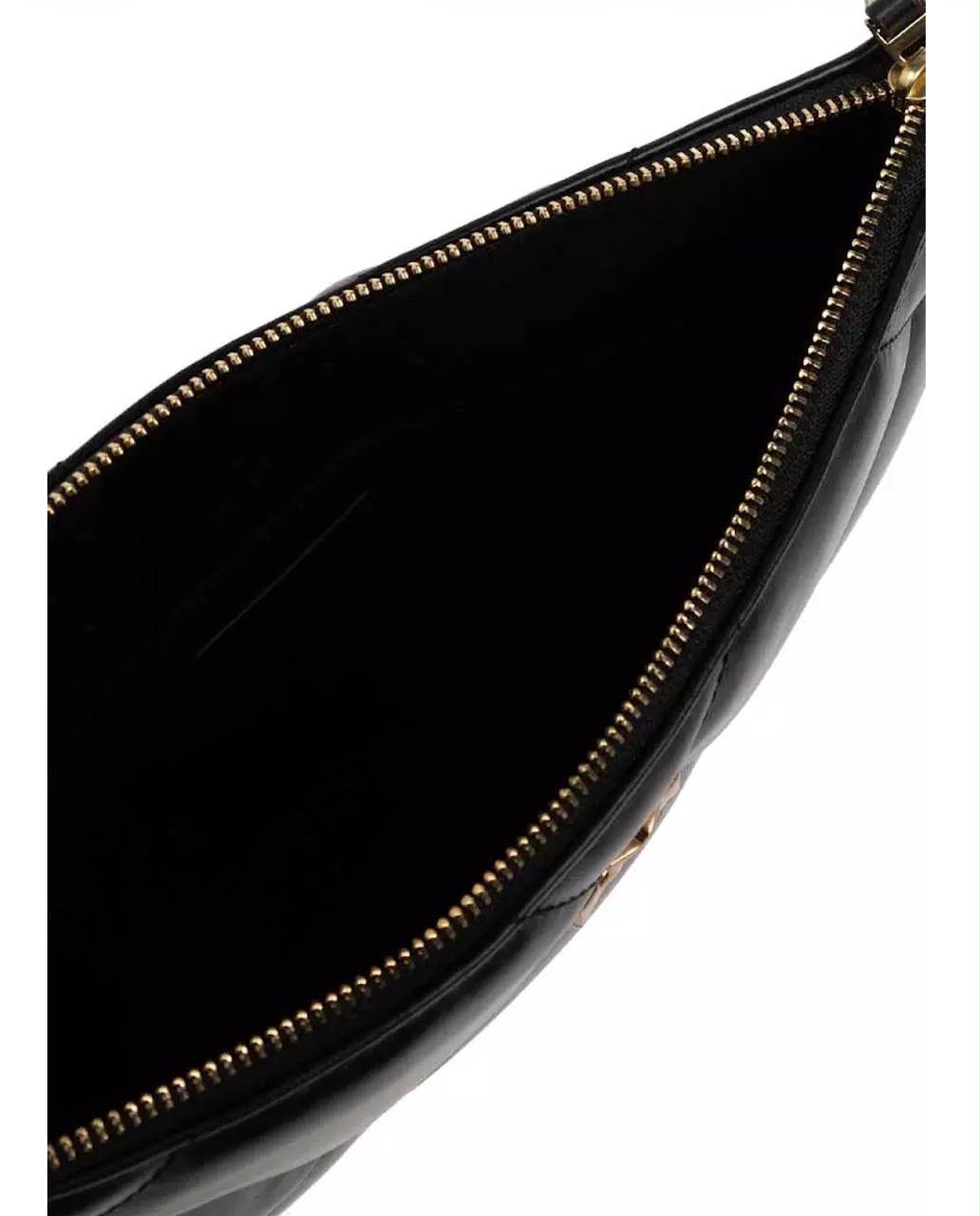 Tory Burch Kira Diamond Quilt Pouch – Black